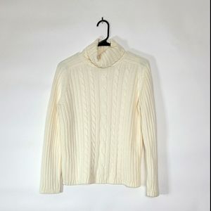 Knit Turtle neck sweater cream